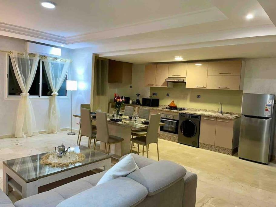 Appartement Haut Standing 3 Chambres Avec Terasse Quartier Gueliz Hivernage A Marrakech I19 Марракеш Экстерьер фото