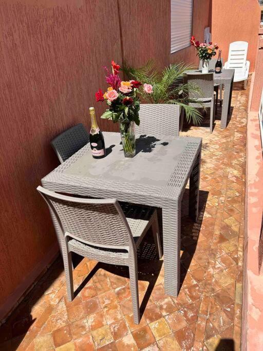 Appartement Haut Standing 3 Chambres Avec Terasse Quartier Gueliz Hivernage A Marrakech I19 Марракеш Экстерьер фото