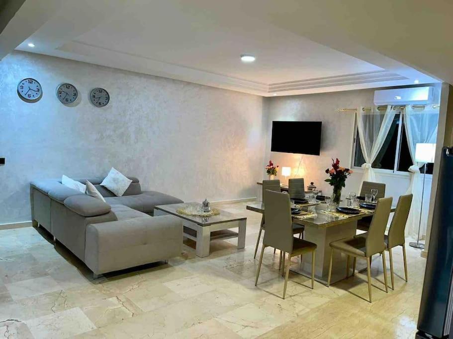 Appartement Haut Standing 3 Chambres Avec Terasse Quartier Gueliz Hivernage A Marrakech I19 Марракеш Экстерьер фото