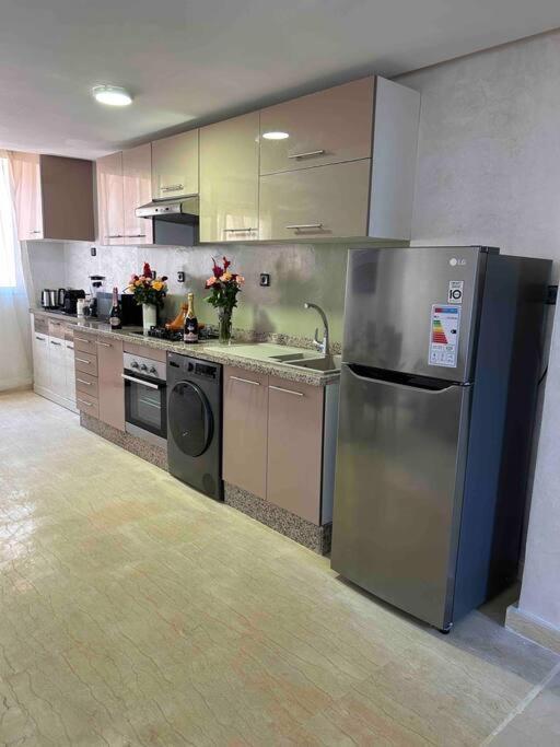 Appartement Haut Standing 3 Chambres Avec Terasse Quartier Gueliz Hivernage A Marrakech I19 Марракеш Экстерьер фото